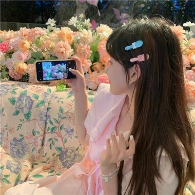 与海明威为邻